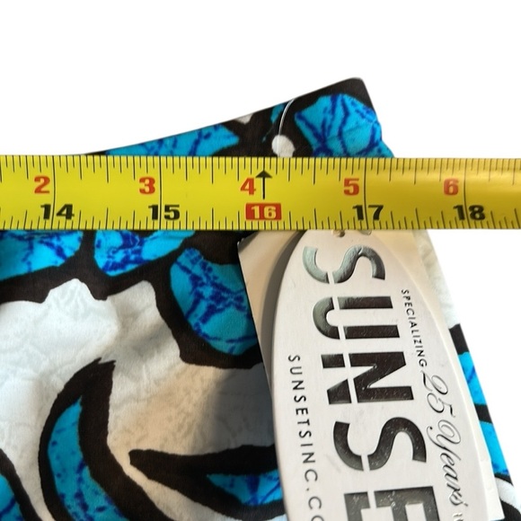 SUNSETS  NWT, Swim skirt ,skort, sz 14, floral sea design,blue,white, coastal - Picture 8 of 15